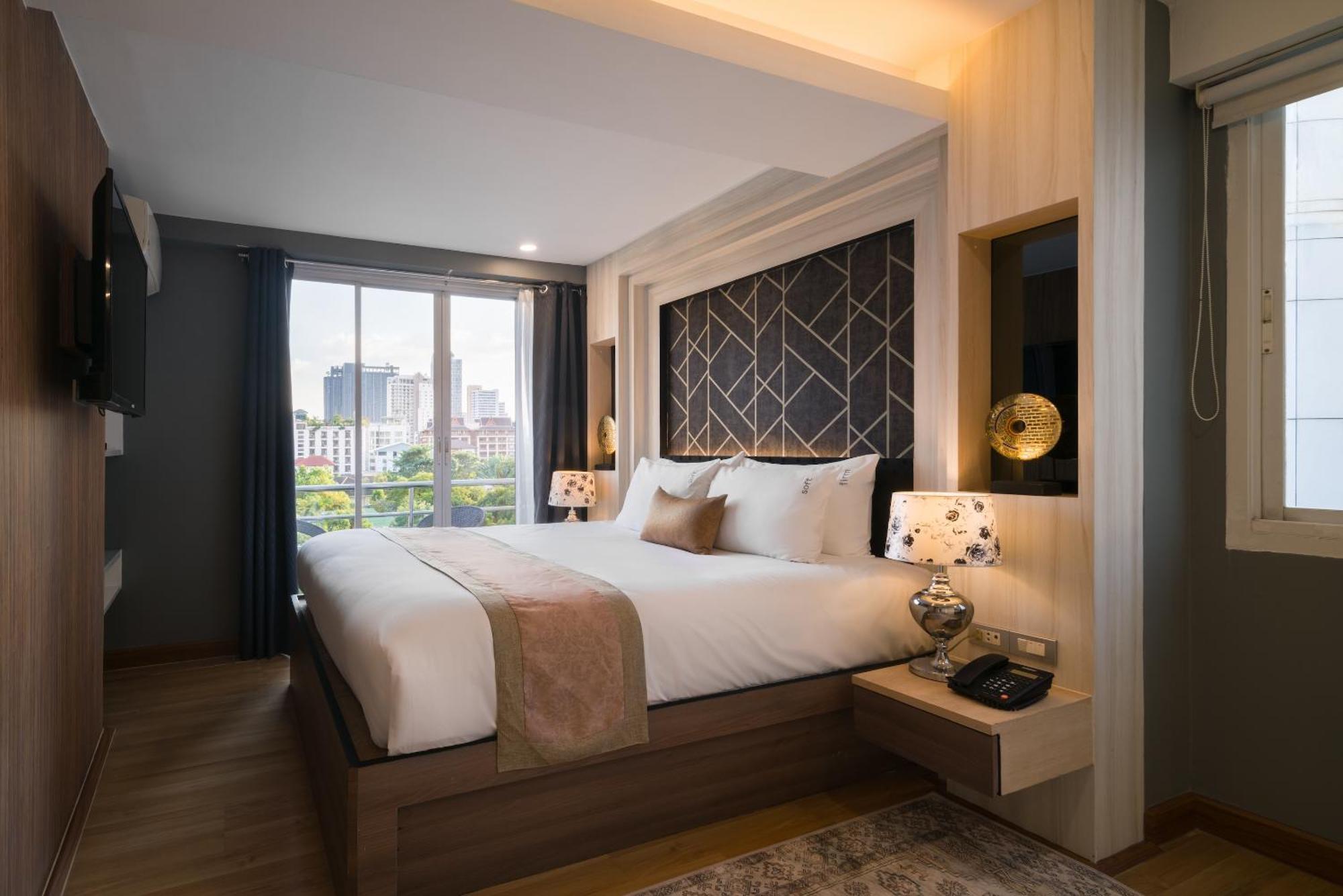Aspira Suites Sukhumvit 20 Bangkok Exterior photo